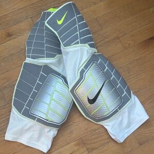 Nike Pro Combat Padded Compression Shorts Football